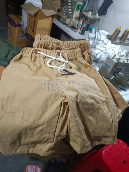 承接各种针织裤，沙滩裤，拉链毛绒外套套装裁片加工。-第2张图片