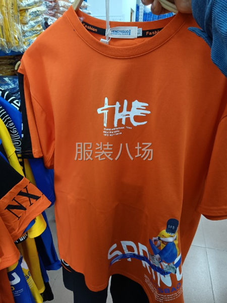 批发T恤1万件-第1张图片