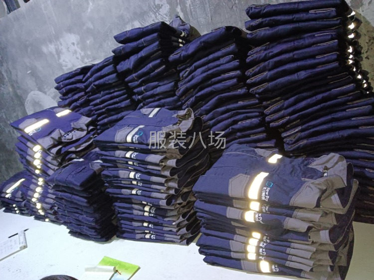 专业做工作服，校服冲锋衣类-第9张图片