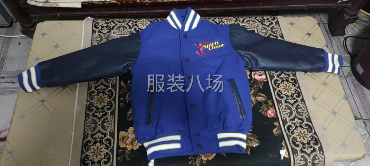 新工厂18号开业，大量外发
招聘缝纫工拷边小烫后道锁钉包装工-第9张图片