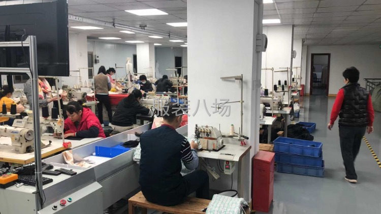 扶贫工厂低于市场价对外承接各制式校服、工装、夹克、网络单-第2张图片