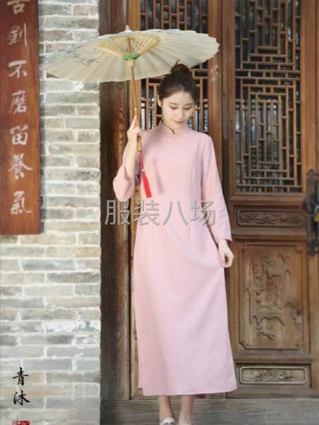 女装连衣裙整件车位招聘-第1张图片