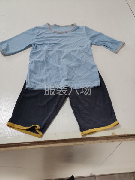 批发睡衣8100件-第1张图片