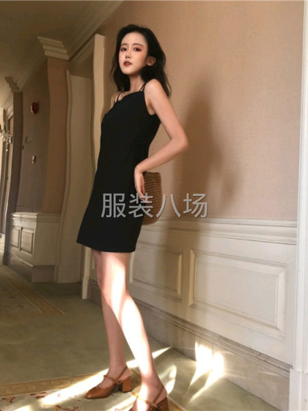批发连衣裙1100件-第4张图片