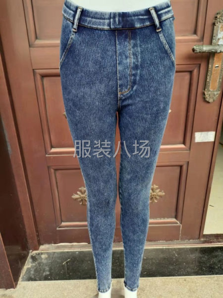 批发牛仔裤1万件-第2张图片