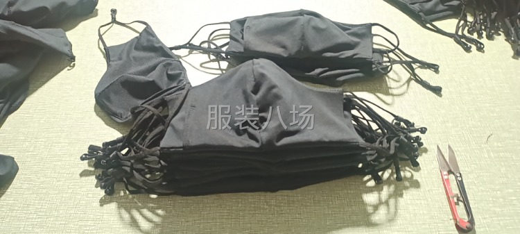 擅長(zhǎng)針織服裝，簡(jiǎn)單的服裝周邊相關(guān)產(chǎn)品也可以做-第2張圖片