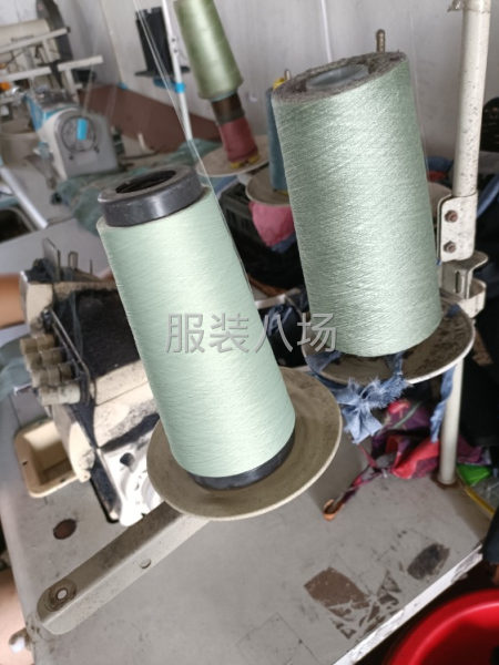 四人工龄十年，夹克  毛呢大衣  裤子，裙子都可以，质量放心-第1张图片
