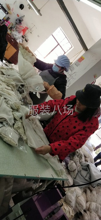 生产服装加工厂7年，主要以网店半精品为主-第2张图片