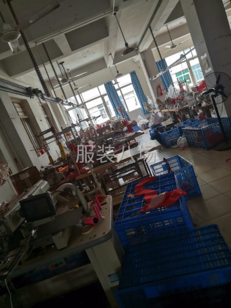 中山市环亚制衣厂承接各种针织精品货源加工四针六线车工