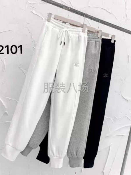 女装卫裤特惠价批发处理-第2张图片