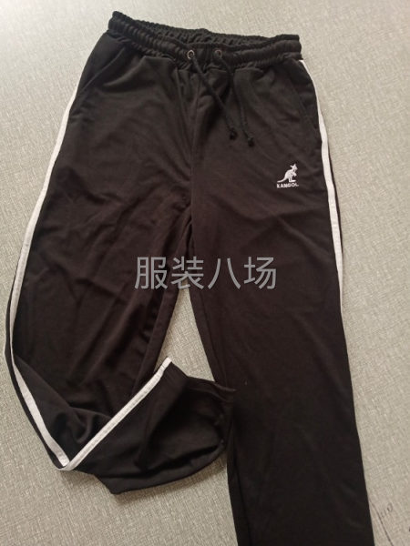 批发裤子200件-第1张图片