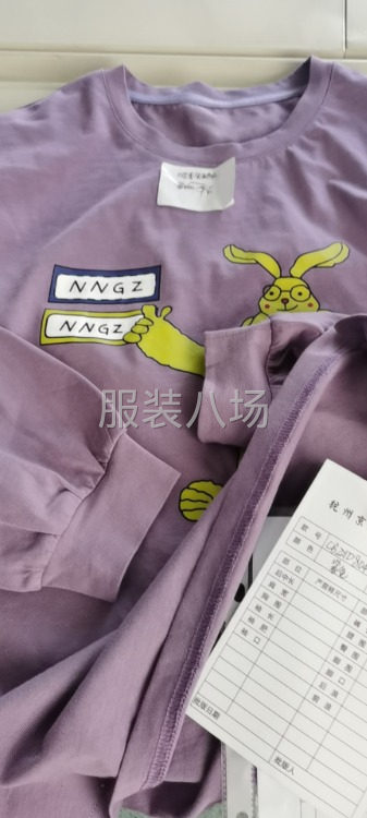 裁片接收，针织，卫衣，连衣裙，T恤，质量半精品偏下-第1张图片
