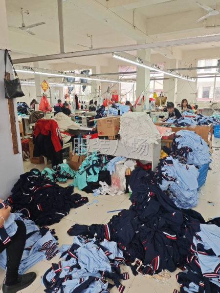 本厂常年承接各种服装加工，精通各种校服，童装，牛仔，棉服-第2张图片
