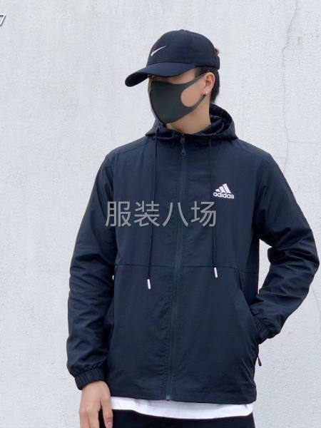 批發(fā)運動服15件-第4張圖片