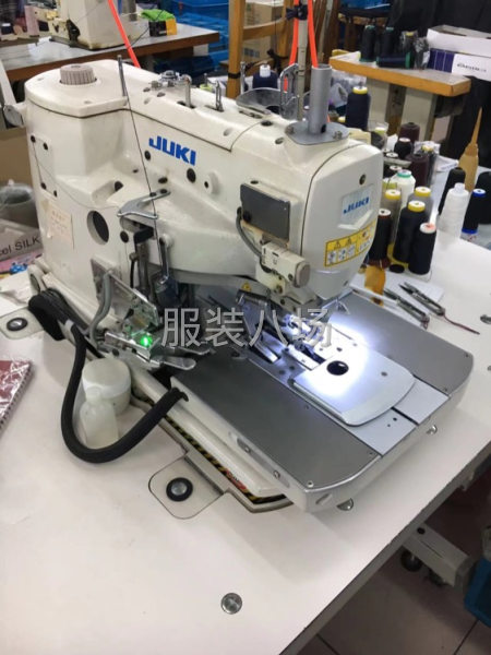 承接双面呢羽绒服加工-第7张图片