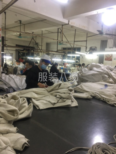 承接针梭织女装加工-第1张图片