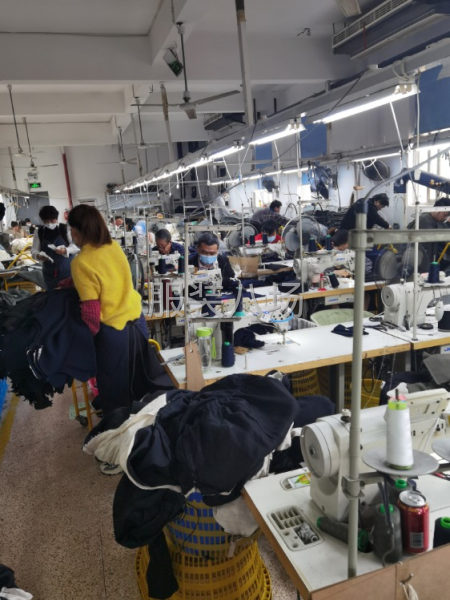 专做羊绒大衣、招车工-第1张图片