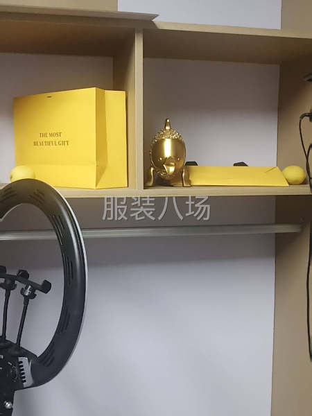 新装修直播间低价转让或出租-第1张图片