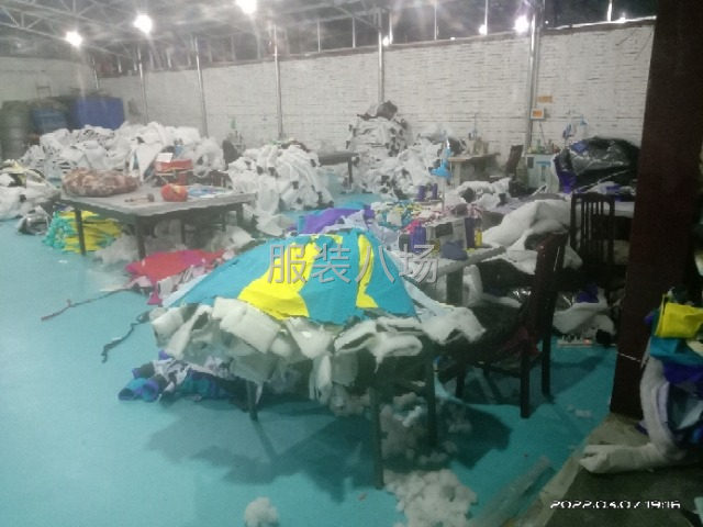 專業做棉服羽絨服，家里6人外放8人，專業老車工，質量有保證-第2張圖片