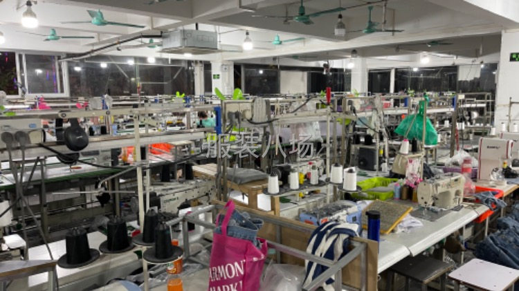 600方女装加工厂诚寻实力客户-第1张图片