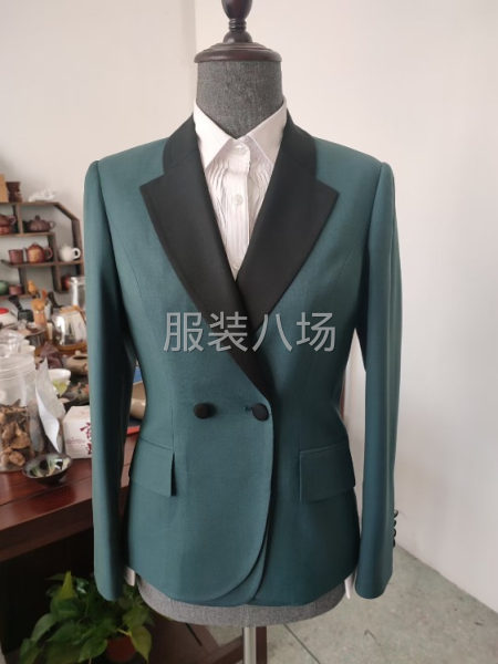 溫州七線服飾股份有限公司
專注西服定制 職業(yè)裝19年，是一家-第4張圖片