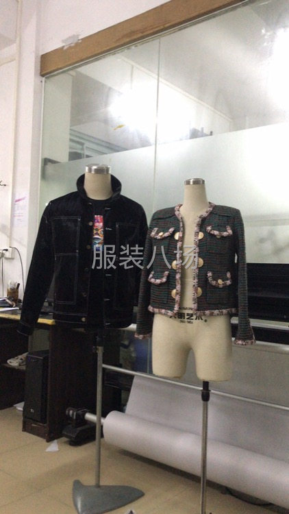 专业精品半精品女装男装-第1张图片