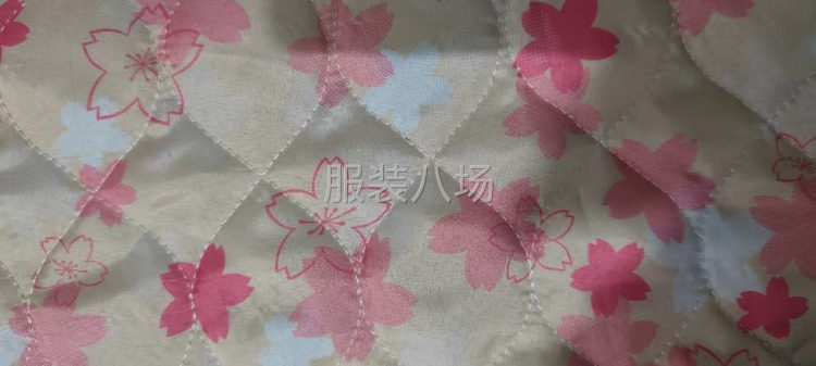 涤纶绗绣绗缝夹棉面料 女装秋冬款棉衣羽绒保暖布料半成品压棉-第2张图片