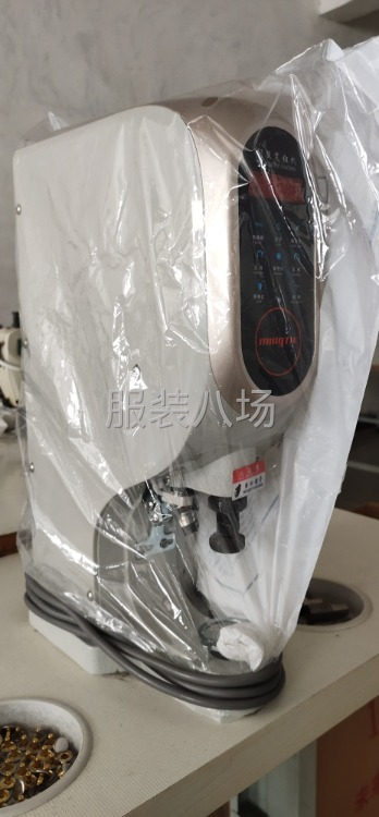 二手转让坎车/钉扣机/四和扣钉扣机/包装台-第3张图片