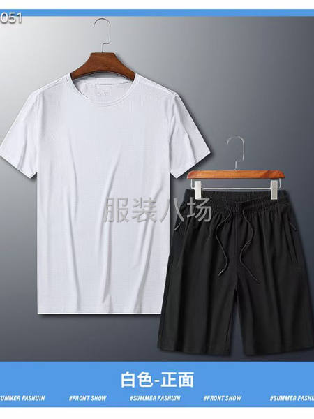 批发运动服2.5万件-第7张图片