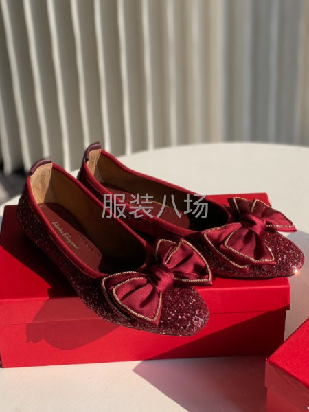 批发蛋卷鞋1万件-第2张图片