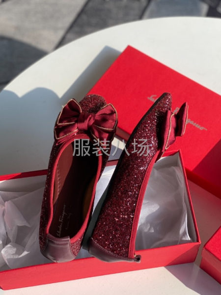 批发蛋卷鞋1万件-第5张图片