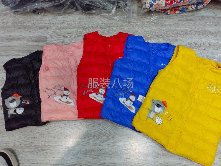 廠家一手貨源，童裝，羽絨服，90絨。處理-第3張圖片