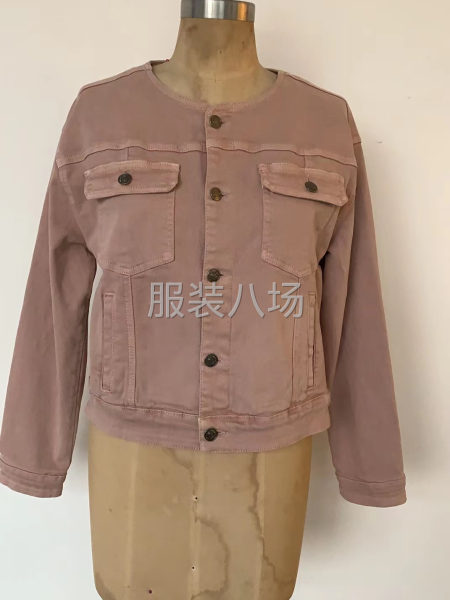 中高精品服装-第7张图片