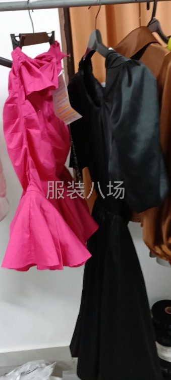 200件女装/连衣裙/婚纱礼服外发-第1张图片