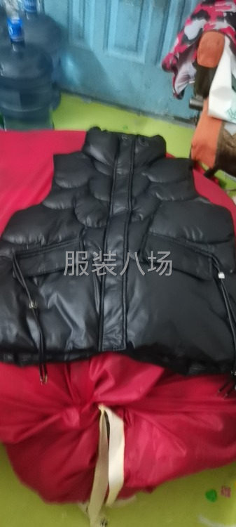 16年經(jīng)驗(yàn)專業(yè)做加工棉衣羽絨服-第2張圖片