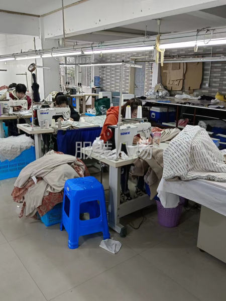 承接各种羽绒服，连衣裙加工-第3张图片