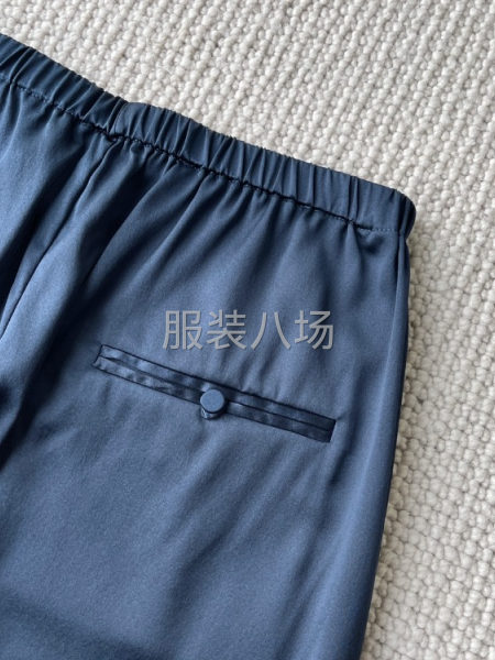 批发休闲阔腿裤1万件-第4张图片
