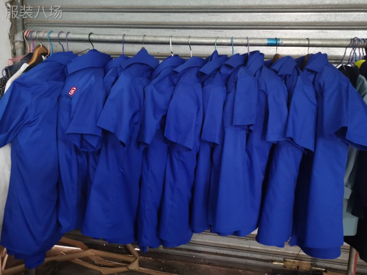 南宁服装厂承接各种职业装西装 衬衣 工作服来料加工或包工包料-第1张图片