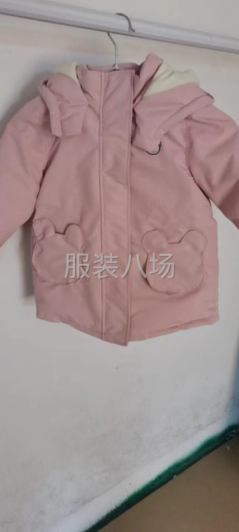 中大童棉服一千多超低價(jià)清貨，需要的聯(lián)系整單正碼質(zhì)量超級(jí)好-第2張圖片