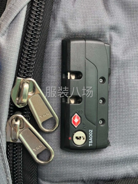 批發雙肩背包1萬件-第9張圖片