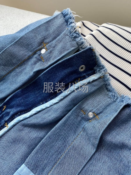 批发牛仔毛边短裤1万件-第5张图片