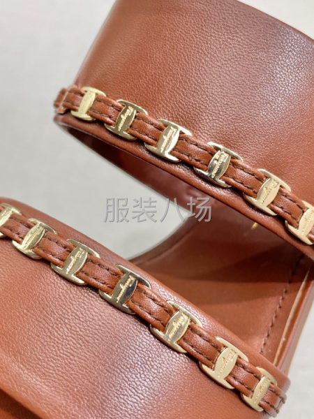 批发凉拖鞋1万件-第8张图片