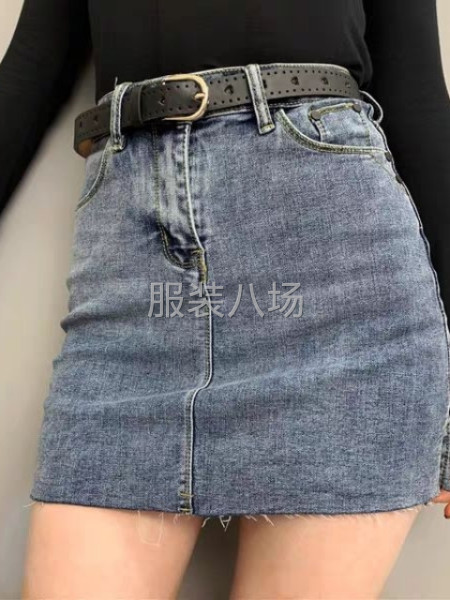 爆款服装批发价格低，多款式搭配-第3张图片