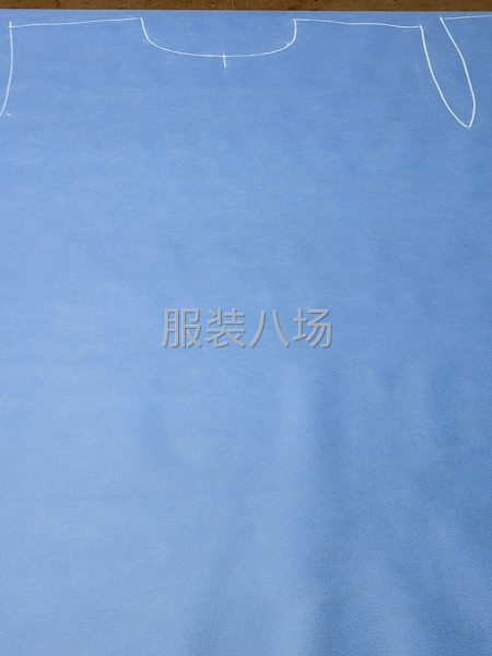 招裁床牵布工-第1张图片