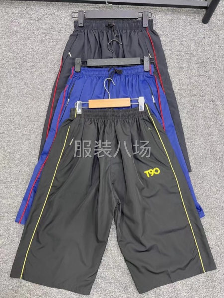 批发休闲裤1.5万件-第1张图片