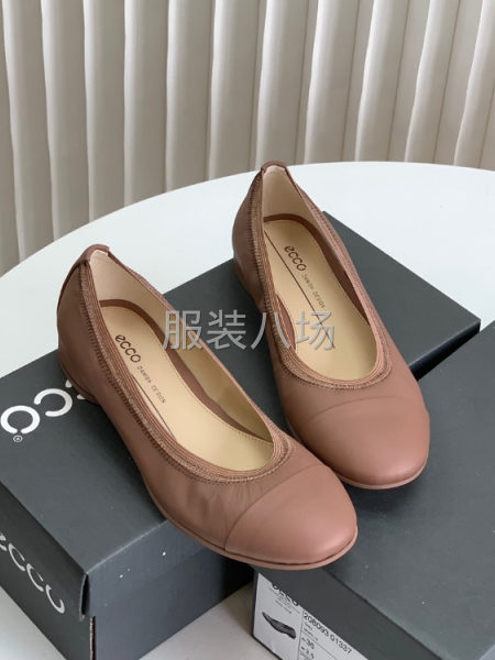 批发女士代步鞋1万件-第5张图片