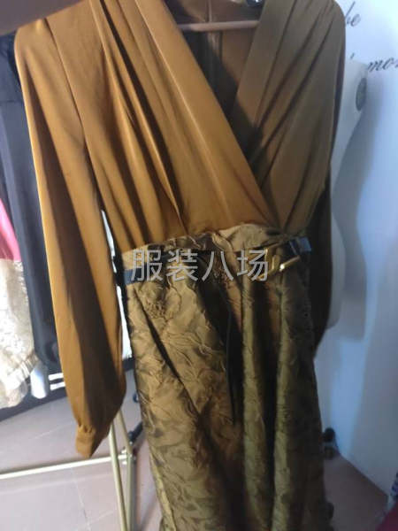 300件女裝外發(fā)-第1張圖片