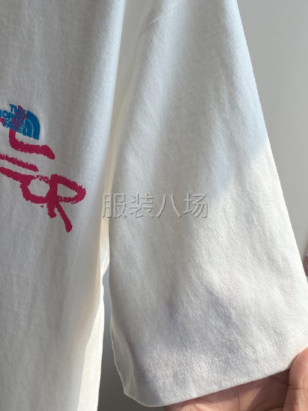 批发涂鸦印花T恤1万件-第3张图片