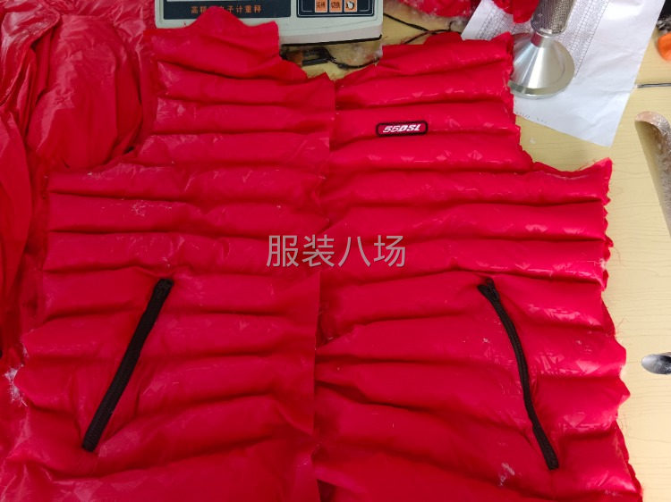 充绒封口计件工资多劳多得-第1张图片
