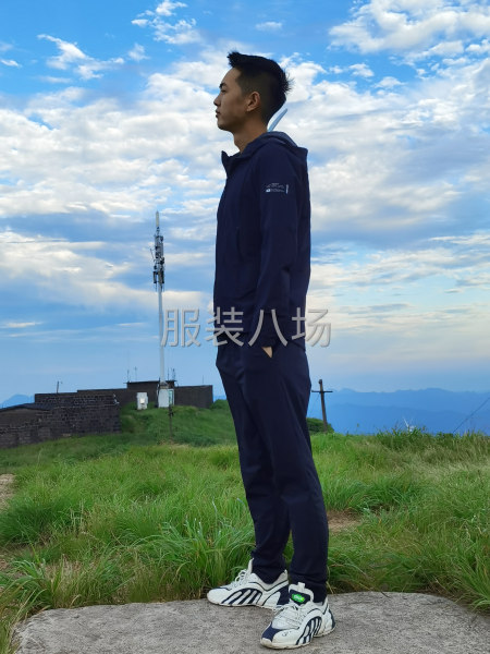 求职全职流水车位,经验6年，专业做羽绒服棉服上拉链做精品的-第1张图片